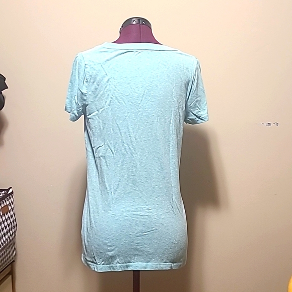 V-neck lightweight t-shirt NWOT. - Picture 2 of 2